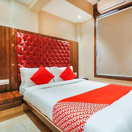 OYO 70475 Hotel Sea Breeze Mumbai Exterior foto